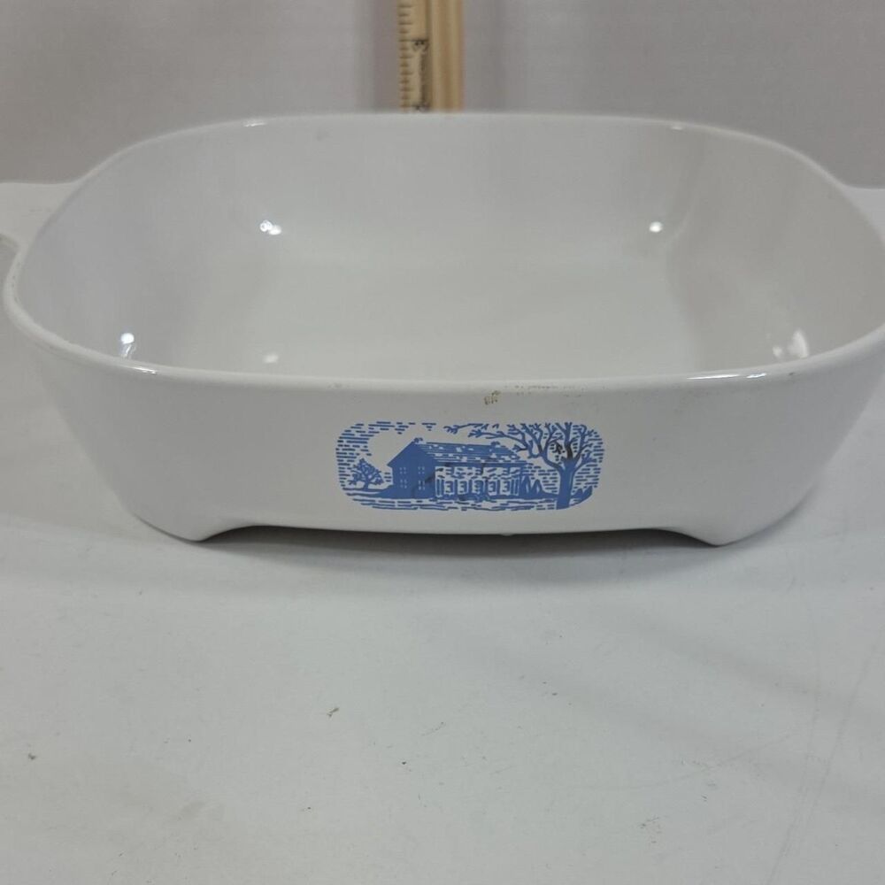 Dinnerware - Picture 1 of 8